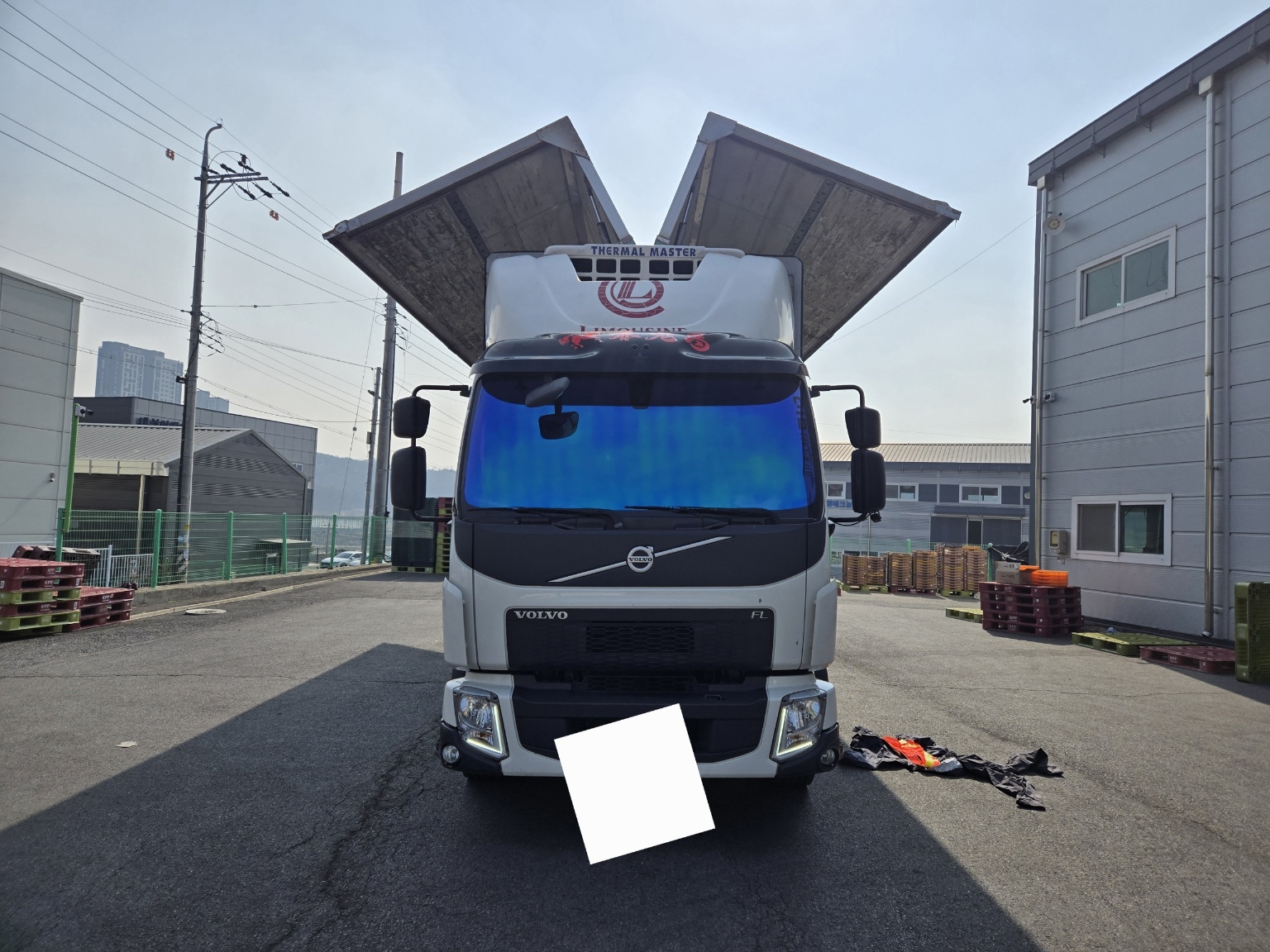 트럭앤트럭